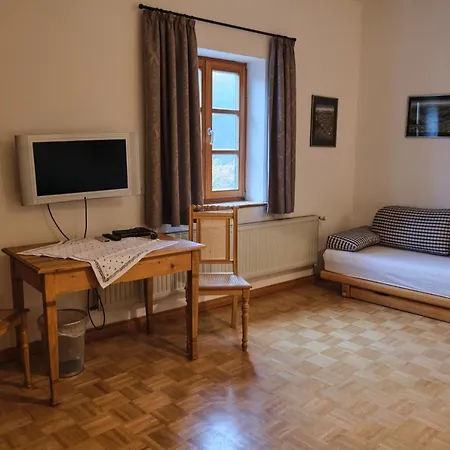 Szálloda Wirtshaus Im Schloss Fuersteneck Fursteneck